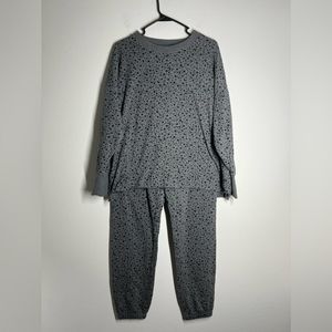 Secret Treasures Women's Sleep Top and pants